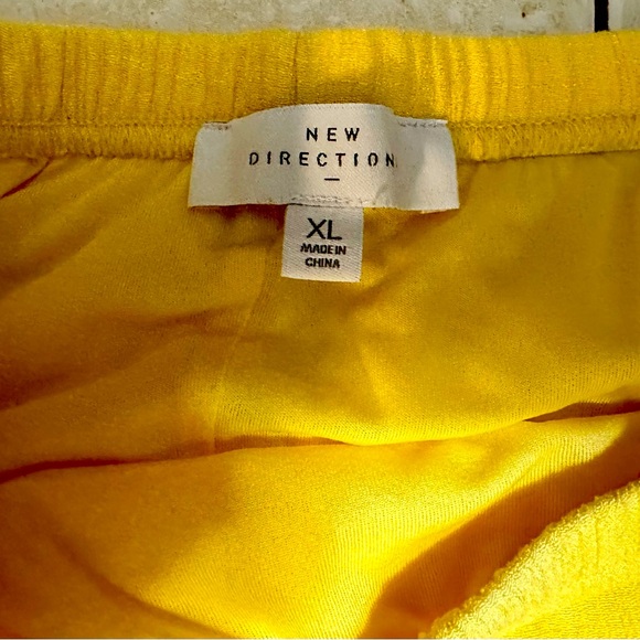 Yellow Accordion Maxi Skirt by New Direction - Picture 3 of 4